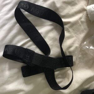 Lululemon yoga strap black barely used
